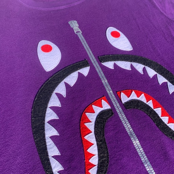 BAPE SHARK CREWNECK - Picture 2 of 7